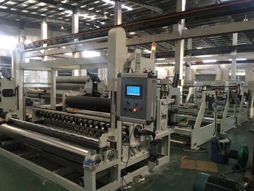 Máquina durable de Rewinder de la cortadora, anchura que raja de Adjsutable del rollo de la máquina de papel el rebobinar