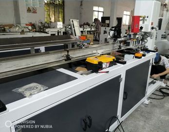 La banda automática de alta velocidad de la cortadora del papel higiénico vio el motor servo del DELTA del cortador 