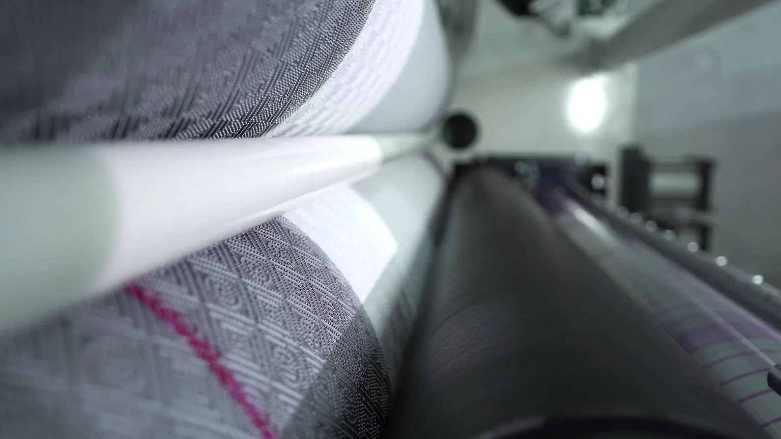 Máquina rebobinadora de rollos Maxi / Papel higiénico 200-300 metros / Velocidad Min 1